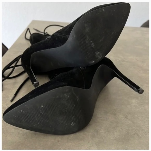 Steve Madden Lace up booties - Picture 4 of 5